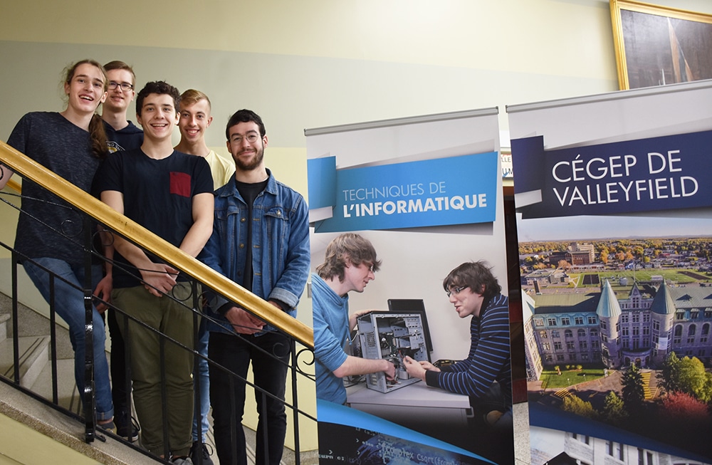 Cégep De Valleyfield Du Québec à La France Et De La France Au Québec